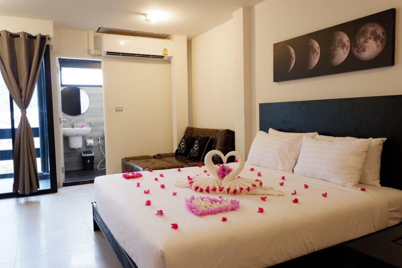 Beam House Hotel Patong Exterior photo